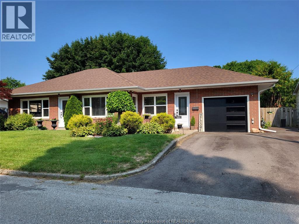 86 Mary Street, Thamesville, Ontario  N0P 2K0 - Photo 1 - 26018674