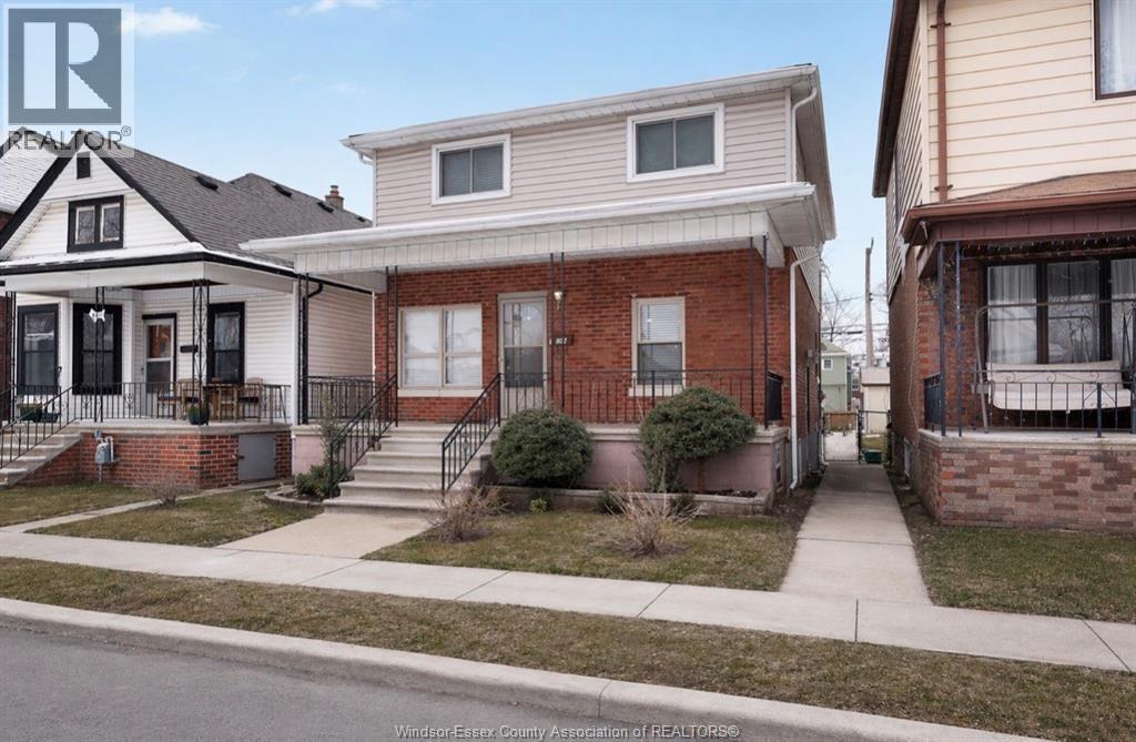 907 Gladstone Avenue Unit# Main, Windsor, Ontario  N9A 2R5 - Photo 1 - 26018665