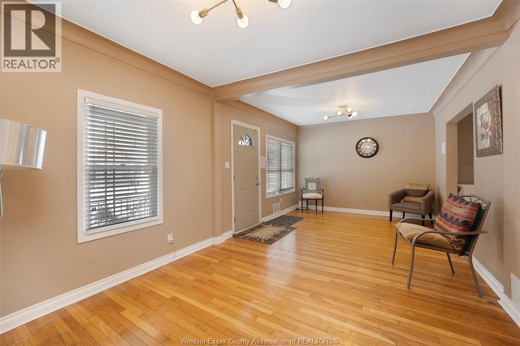 907 Gladstone Avenue Unit# Main, Windsor, Ontario  N9A 2R5 - Photo 4 - 26018665
