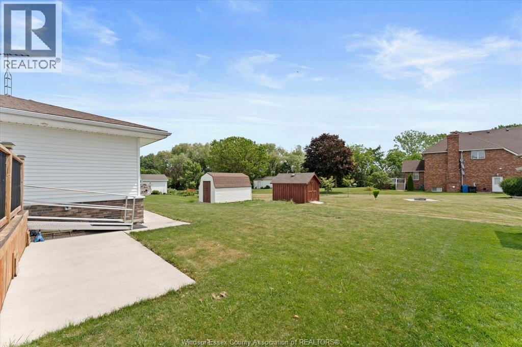 18 Elizabeth Crescent, Leamington, Ontario  N8H 4Y1 - Photo 31 - 26018717