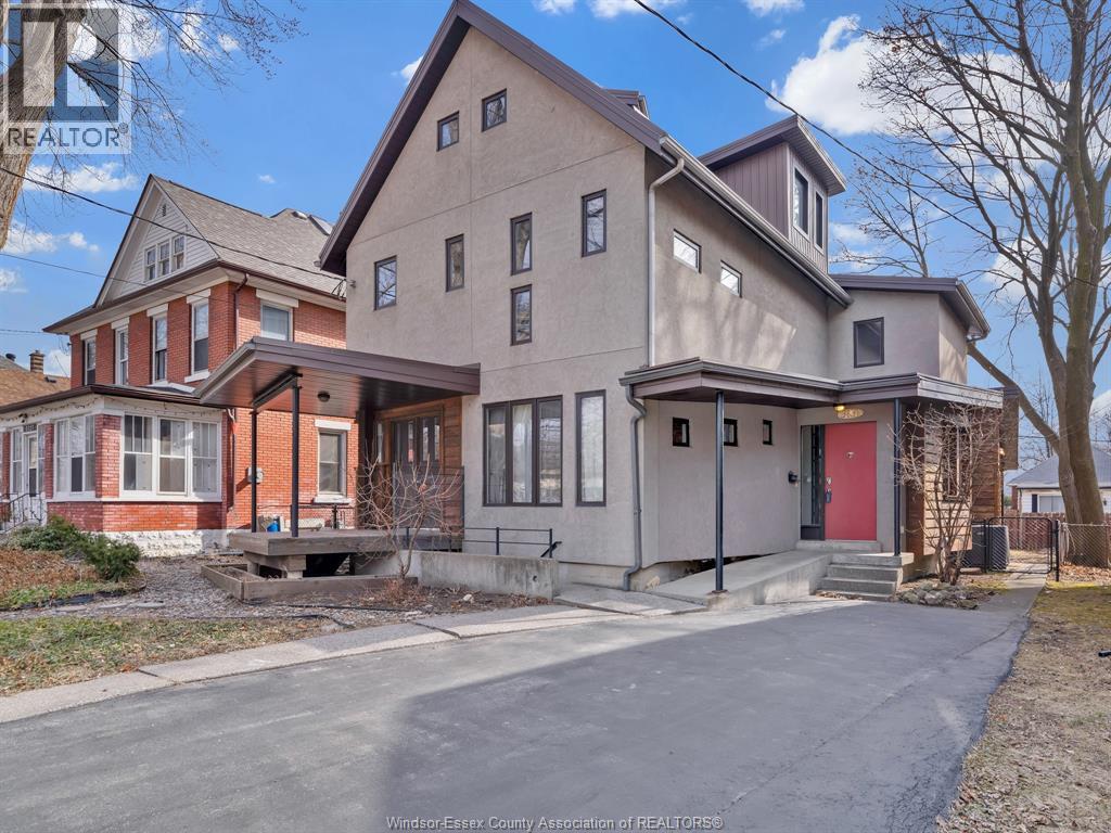 3131 Donnelly Street, Windsor, Ontario  N9C 1M3 - Photo 2 - 26018716