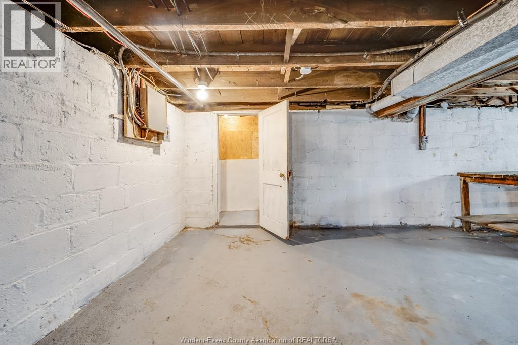 1560 Lillian Avenue, Windsor, Ontario  N8X 4A8 - Photo 23 - 26018724