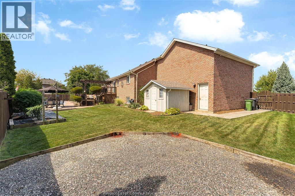 2071 Eugeni, Tecumseh, Ontario  N9K 1B3 - Photo 37 - 26018714