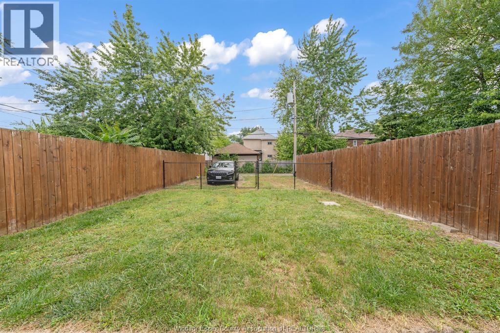 253 Curry Avenue, Windsor, Ontario  N9B 2B4 - Photo 18 - 26018707
