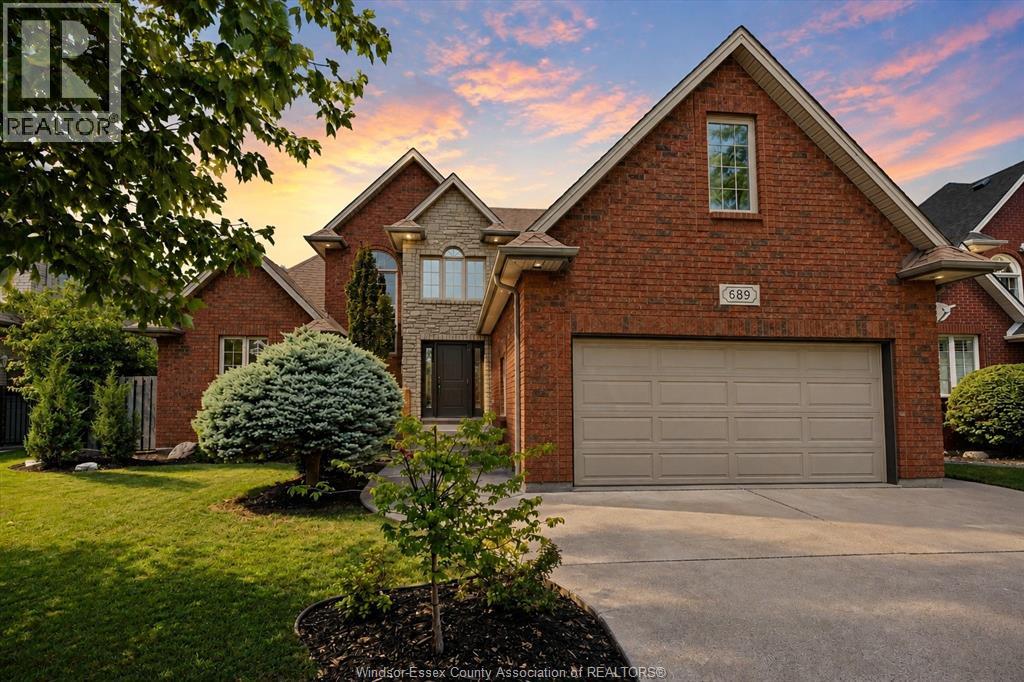 689 GEORGE KENNEDY WAY, Lakeshore, Ontario