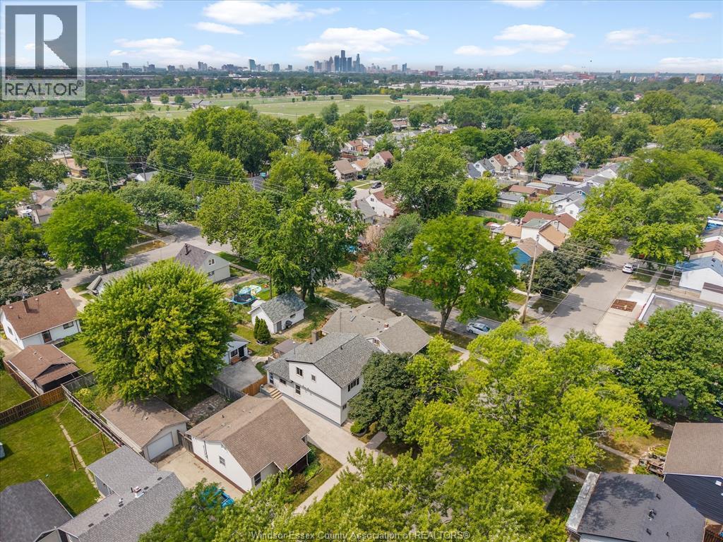 1809 Westcott, Windsor, Ontario  N8W 4K3 - Photo 40 - 26018722