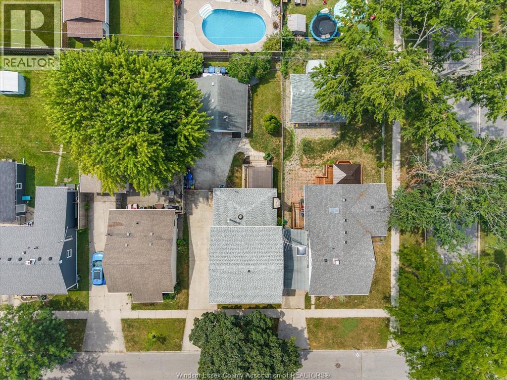 1809 Westcott, Windsor, Ontario  N8W 4K3 - Photo 41 - 26018722