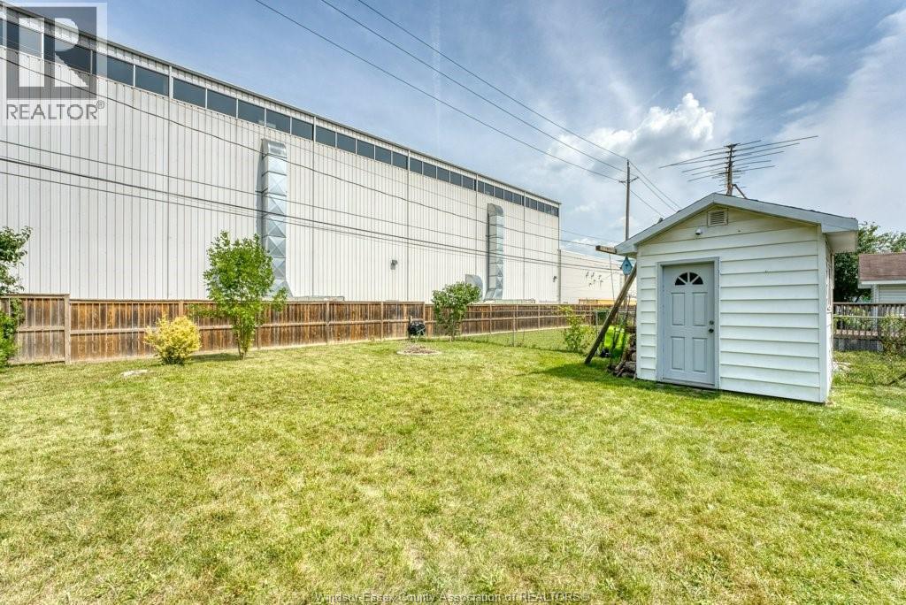 2670 Meldrum, Windsor, Ontario  N8W 4G2 - Photo 28 - 26018742