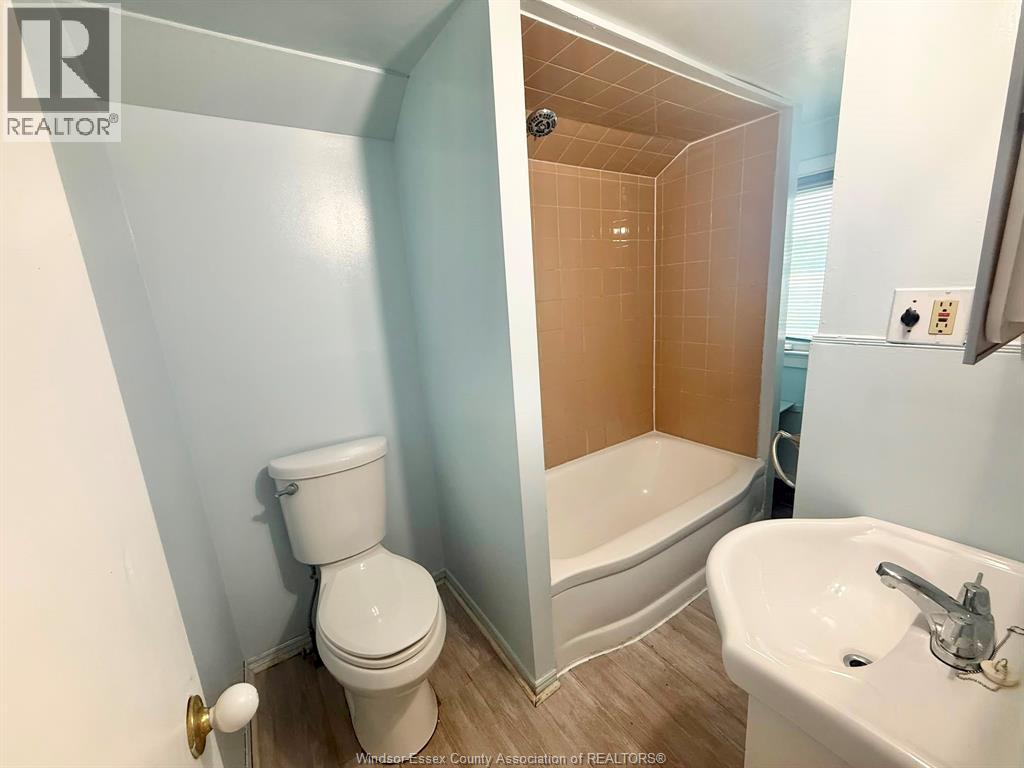 427 Cameron, Windsor, Ontario  N9B 1Y9 - Photo 22 - 26018765
