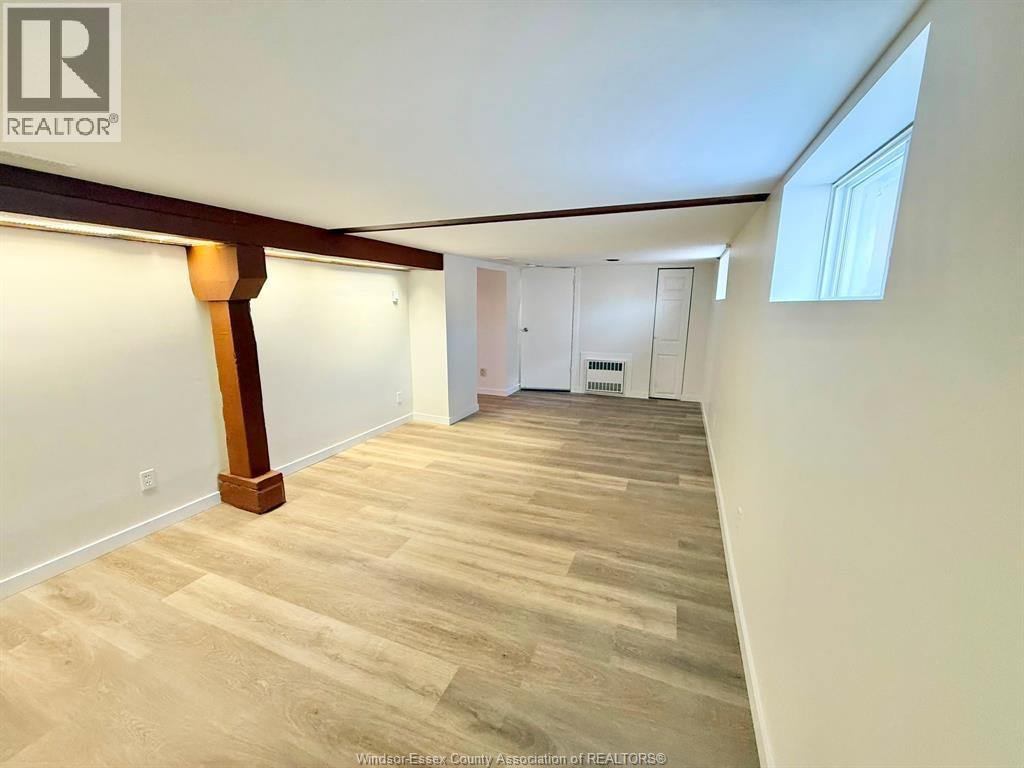 427 Cameron, Windsor, Ontario  N9B 1Y9 - Photo 32 - 26018765