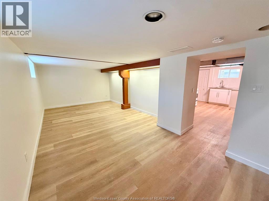 427 Cameron, Windsor, Ontario  N9B 1Y9 - Photo 33 - 26018765