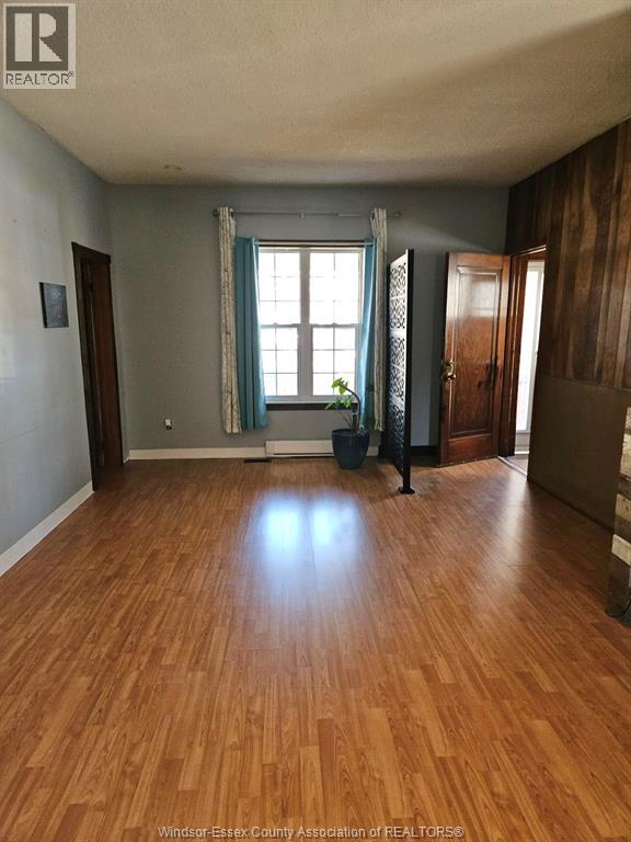 427 Cameron, Windsor, Ontario  N9B 1Y9 - Photo 4 - 26018765