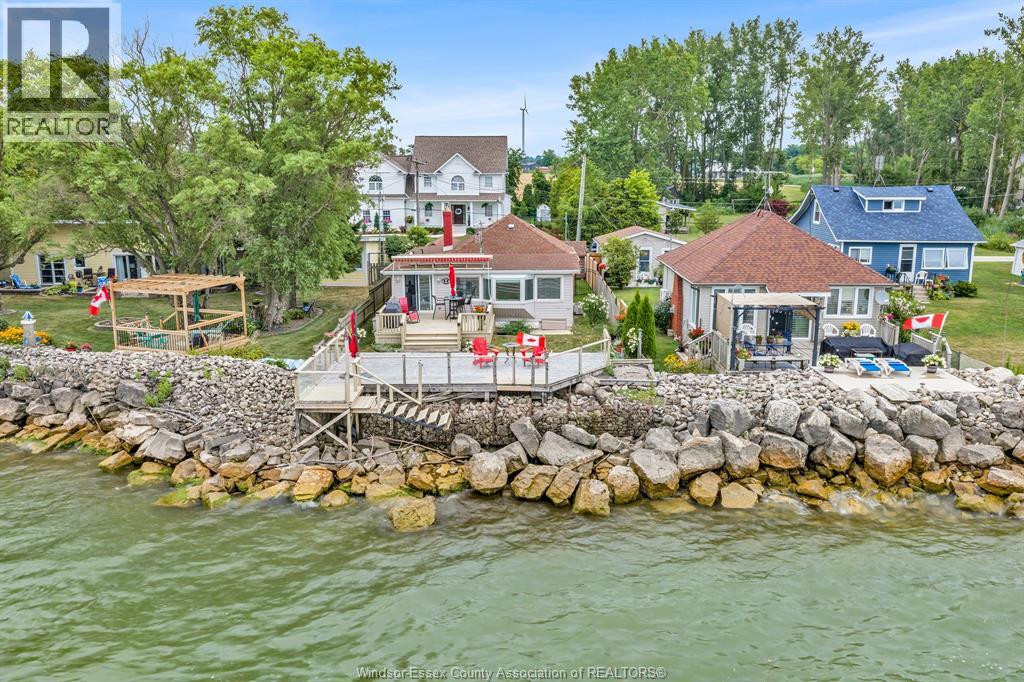 813 Erie Shores Drive, Colchester, Ontario  N0R 1G0 - Photo 3 - 26018767