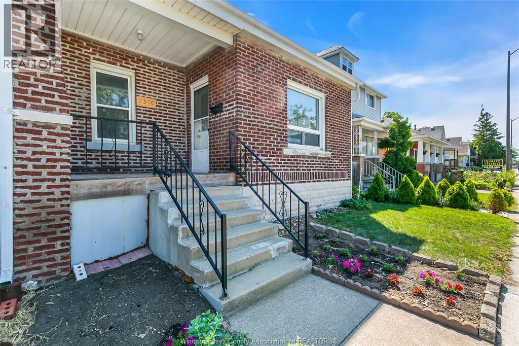 2366 Howard, Windsor, Ontario  N8X 3V3 - Photo 3 - 26018751