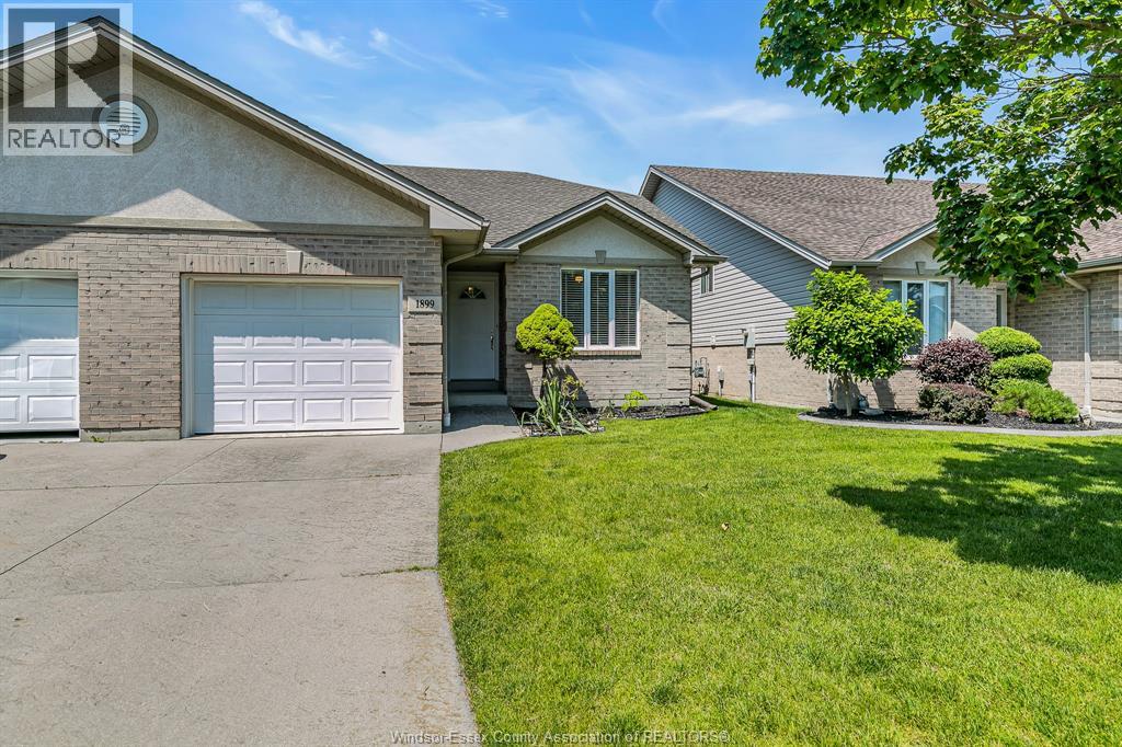 1899 Castleton Avenue, Windsor, Ontario  N8P 1P6 - Photo 1 - 26018750