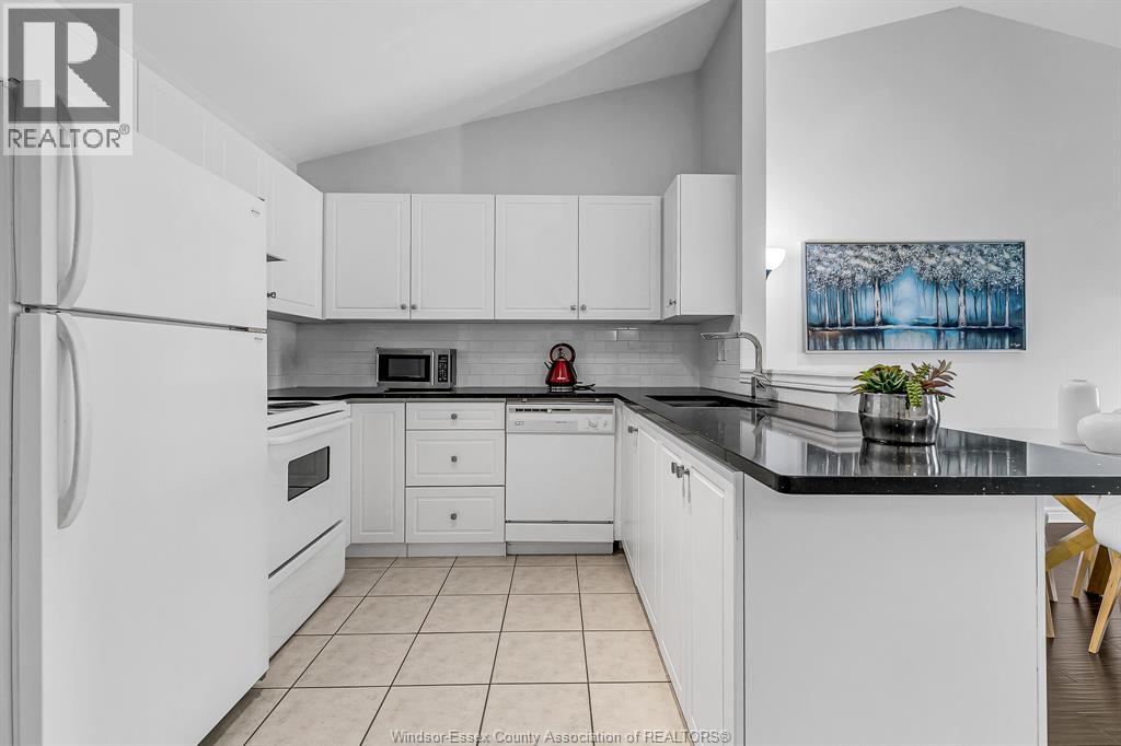1899 Castleton Avenue, Windsor, Ontario  N8P 1P6 - Photo 11 - 26018750