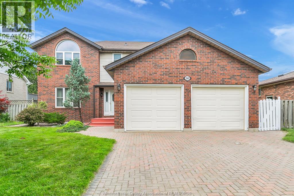 2862 Mangin Crescent, Windsor, Ontario  N9E 4K9 - Photo 1 - 26018748