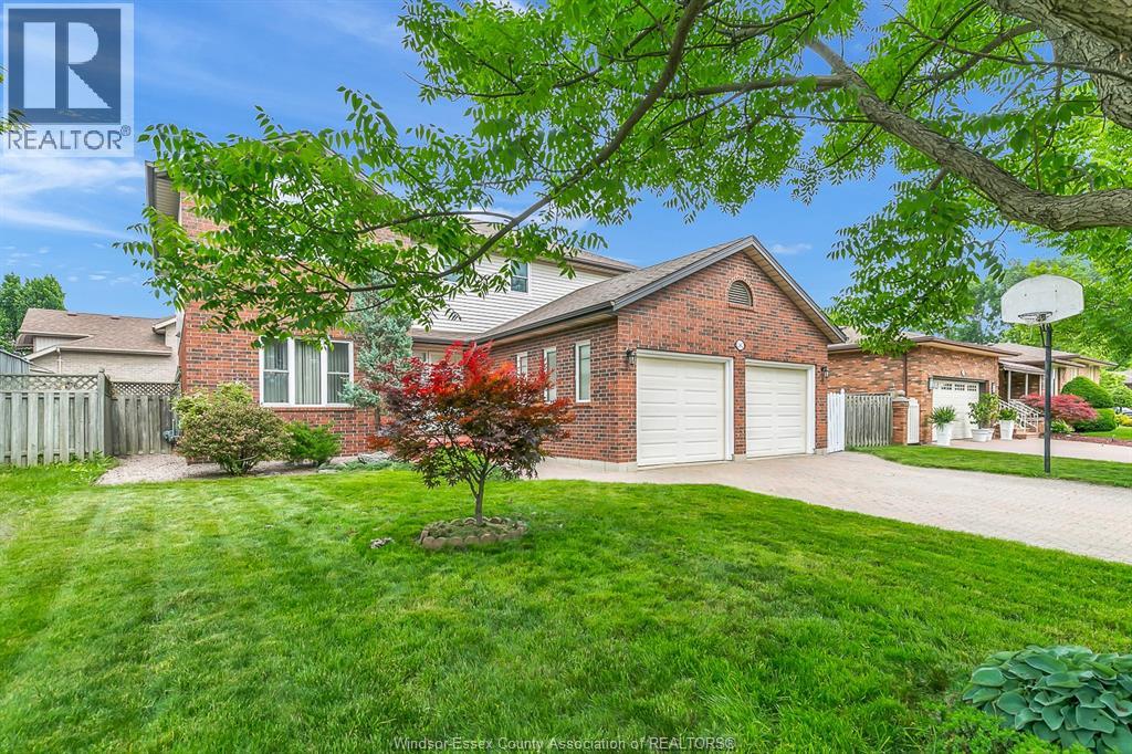 2862 Mangin Crescent, Windsor, Ontario  N9E 4K9 - Photo 3 - 26018748