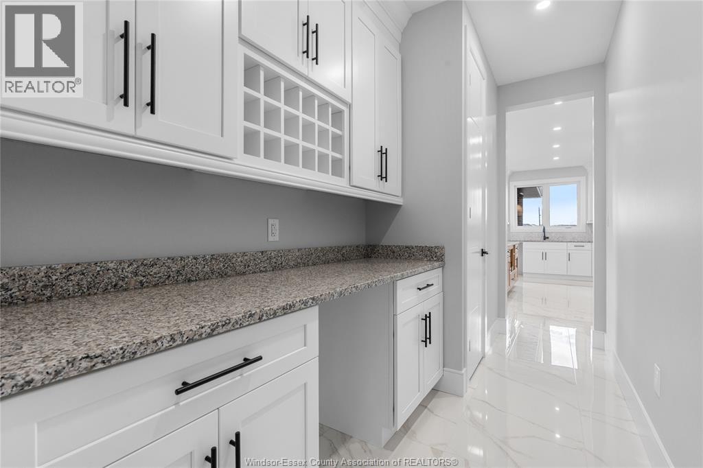 4615 Huron Church Line Road, Lasalle, Ontario  N9H 1H3 - Photo 8 - 26018777