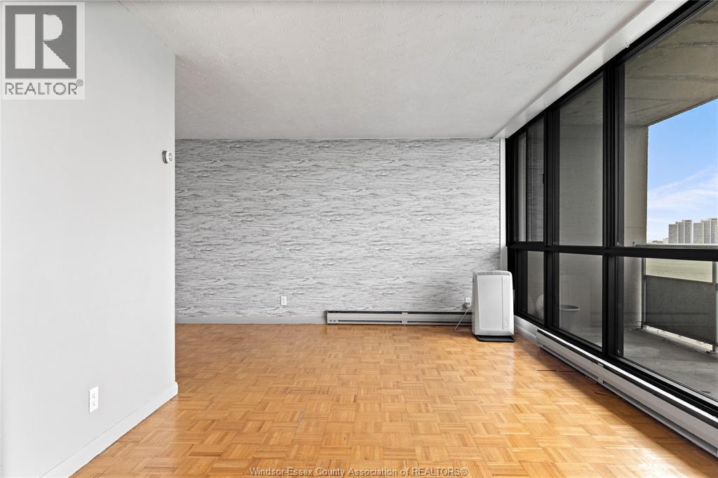 111 Riverside Drive Unit# 903, Windsor, Ontario  N9A 2S6 - Photo 10 - 26018793