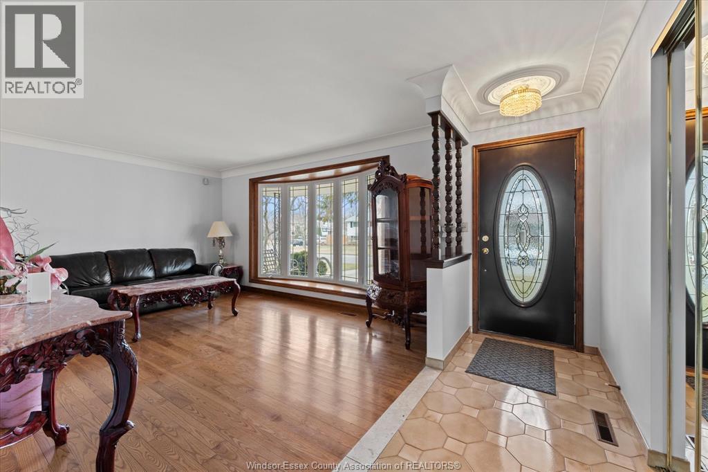 1116 Sumach Crescent, Windsor, Ontario  N8S 2S4 - Photo 4 - 26018806