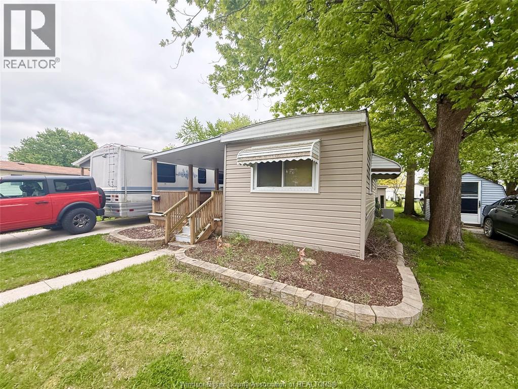 117 Steven Court, Essex, Ontario  N8M 2A2 - Photo 3 - 26018792