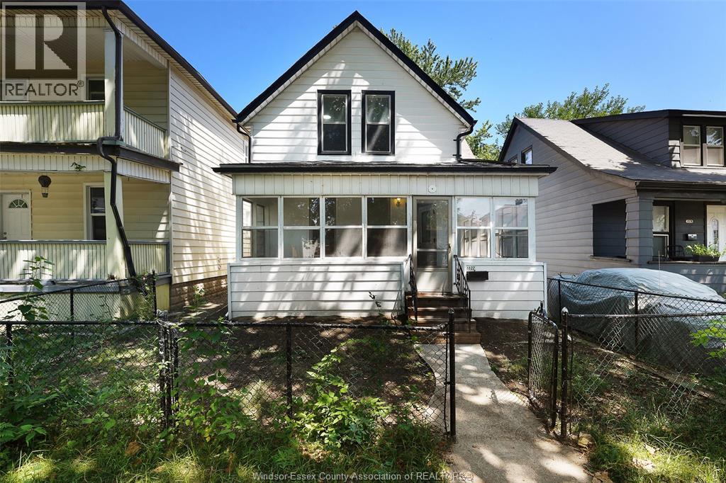 1022 HICKORY ROAD, Windsor, Ontario