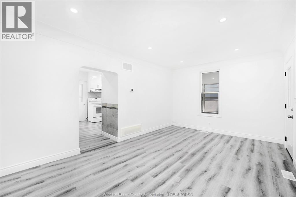 1022 Hickory Road, Windsor, Ontario  N8Y 3S1 - Photo 9 - 26018811