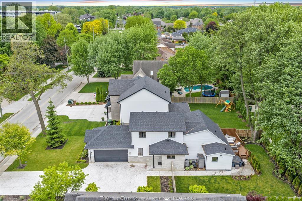 281 Brighton Road, Tecumseh, Ontario  N8N 2L2 - Photo 5 - 26018822