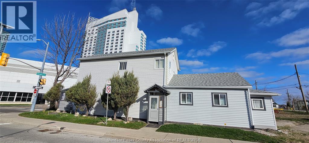 194 Glengarry Avenue, Windsor, Ontario  N9A 1P2 - Photo 4 - 26018799