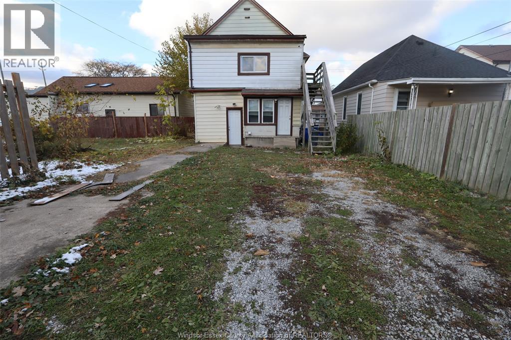 817 Chatham Street East, Windsor, Ontario  N9A 2X8 - Photo 9 - 26018771