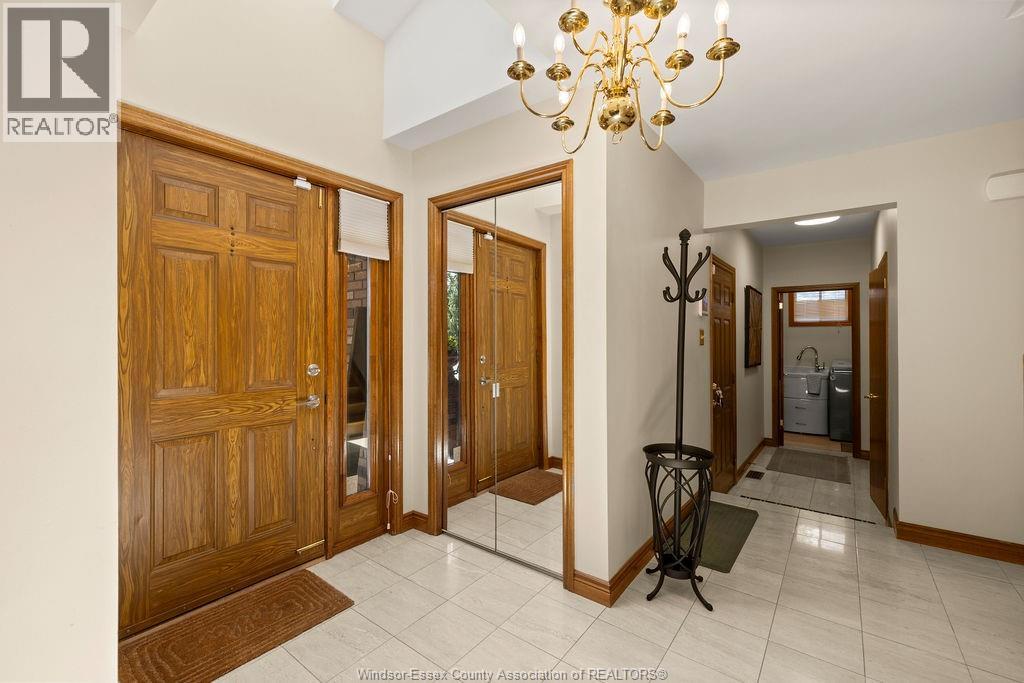 534 Michael Crescent, Lasalle, Ontario  N9J 3A3 - Photo 5 - 26018789