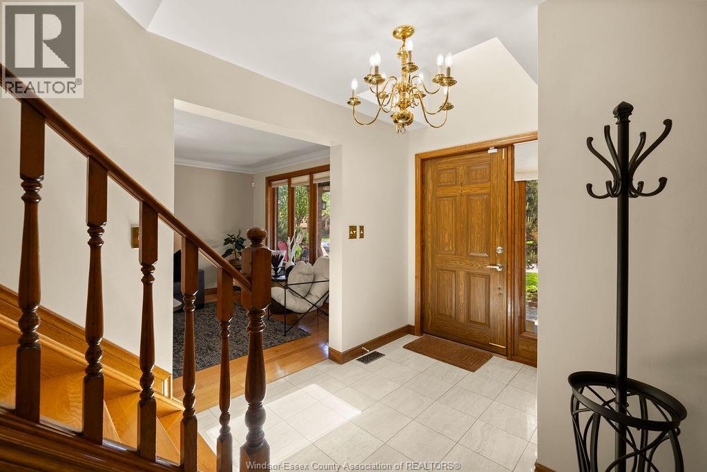534 Michael Crescent, Lasalle, Ontario  N9J 3A3 - Photo 6 - 26018789
