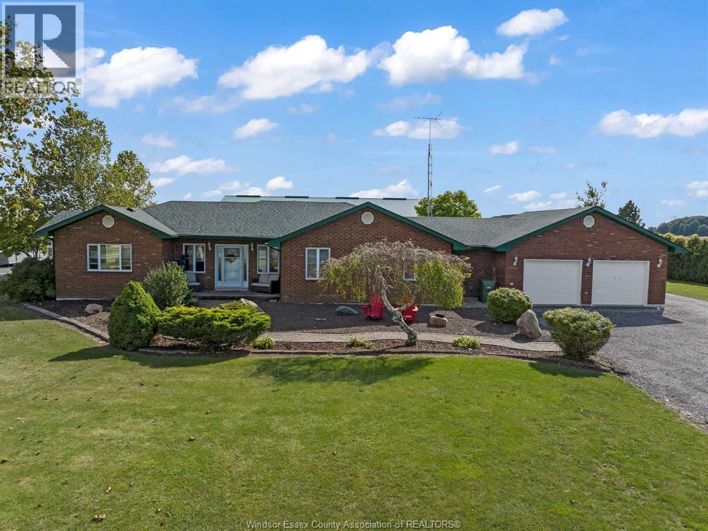 16925 Lakeshore Road 303, Lakeshore, Ontario  N0P 2L0 - Photo 1 - 26018732
