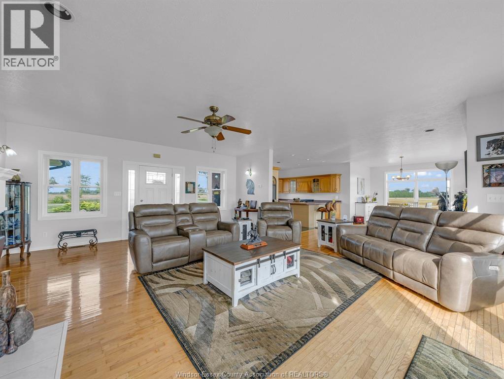 16925 Lakeshore Road 303, Lakeshore, Ontario  N0P 2L0 - Photo 10 - 26018732