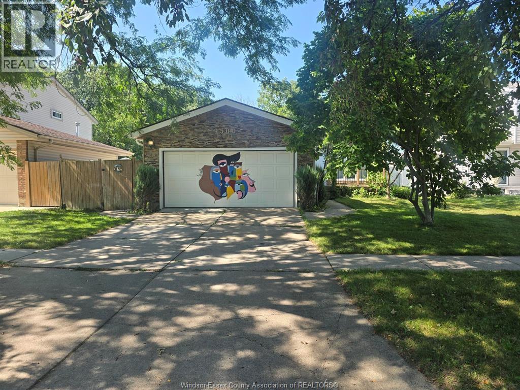 9500 Ridge Road, Windsor, Ontario  N8R 1G4 - Photo 1 - 26018675