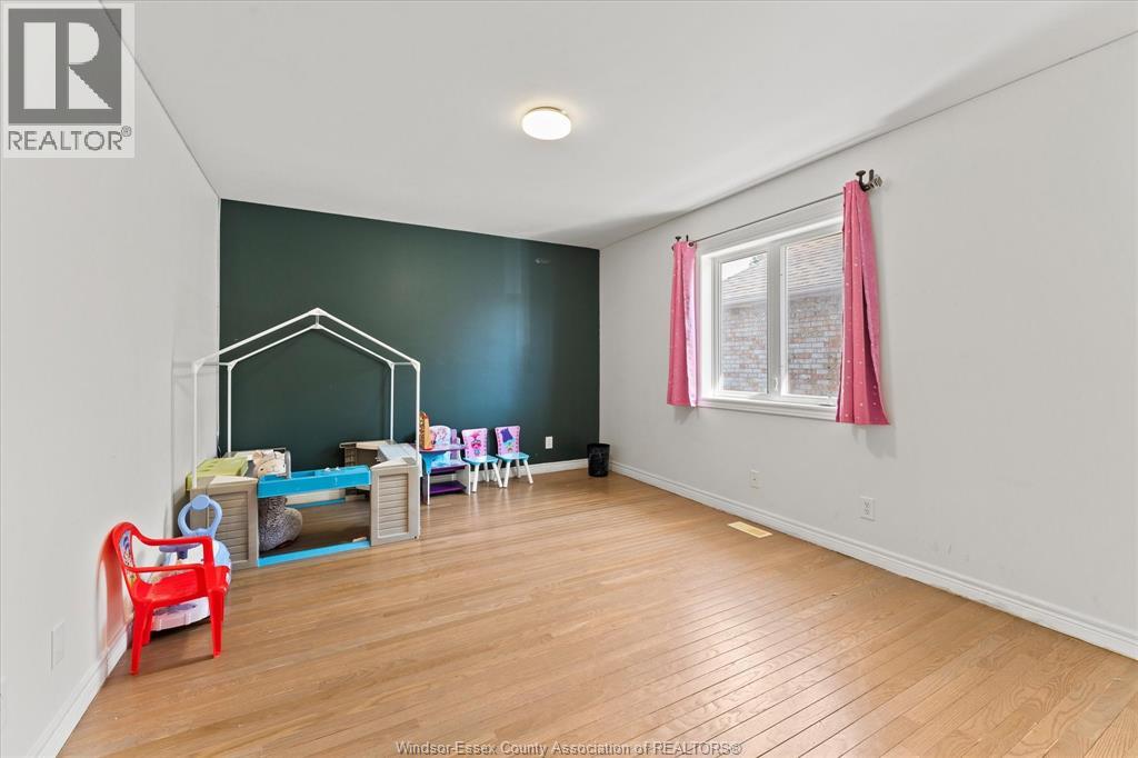 938 Nova, Windsor, Ontario  N9G 2S6 - Photo 18 - 26018851