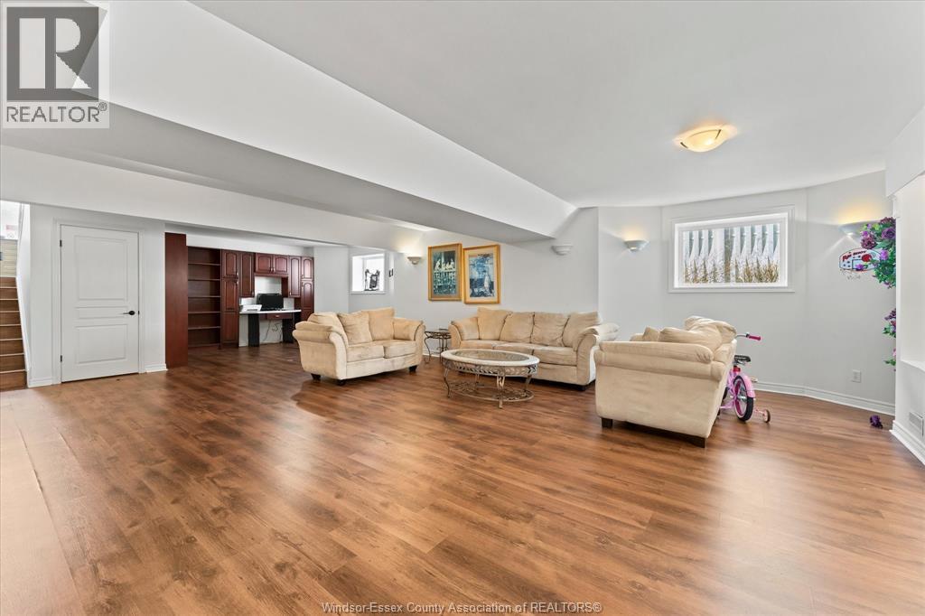 938 Nova, Windsor, Ontario  N9G 2S6 - Photo 27 - 26018851