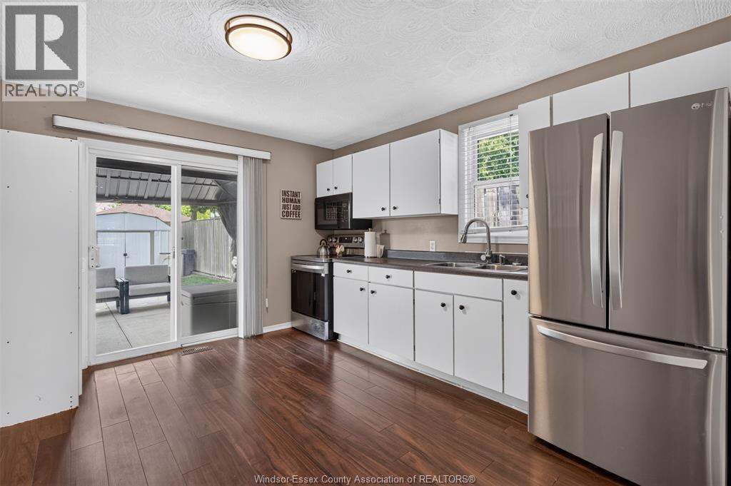 1075 Curry, Windsor, Ontario  N9B 2C6 - Photo 10 - 26018873