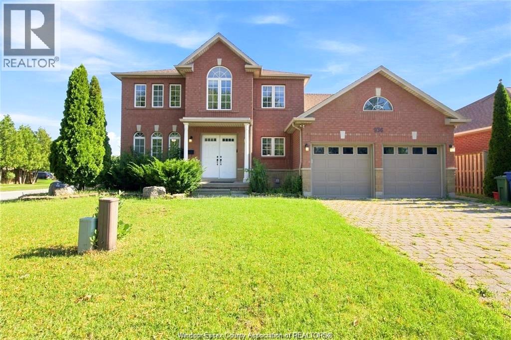 936 North Talbot Road, Windsor, Ontario  N9G 2S3 - Photo 1 - 26018845