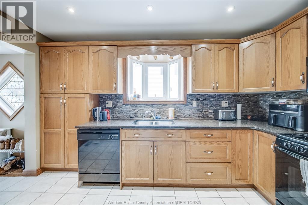 219 Inshes, Chatham, Ontario  N7M 2Z5 - Photo 8 - 26018823