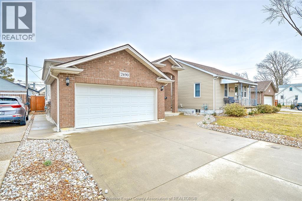 2490 Bernard, Windsor, Ontario  N8W 4S1 - Photo 3 - 26018846
