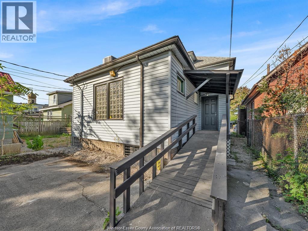 1052 Drouillard Road, Windsor, Ontario  N8Y 2P8 - Photo 40 - 26018897