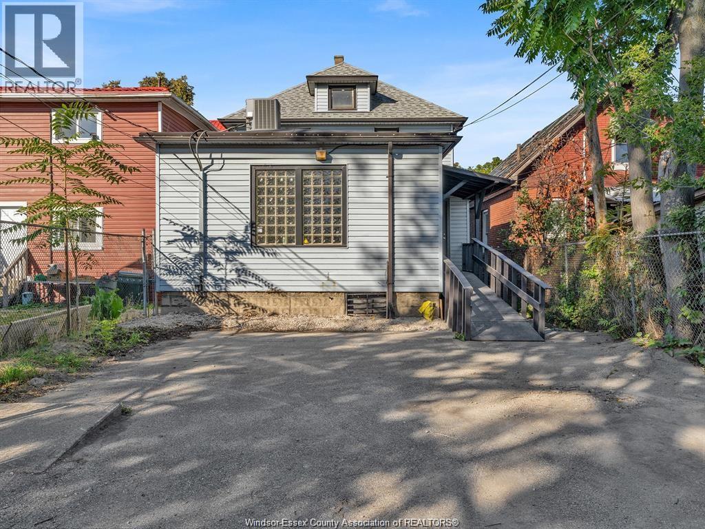 1052 Drouillard Road, Windsor, Ontario  N8Y 2P8 - Photo 41 - 26018897