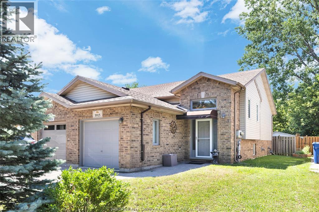 5915 North Woodmont, Lasalle, Ontario  N9J 3P3 - Photo 3 - 26018889