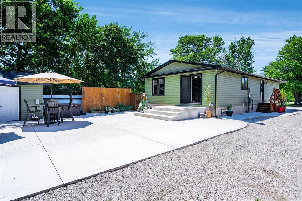 574 Bevel Line, Leamington, Ontario  N8H 3V4 - Photo 32 - 26018880