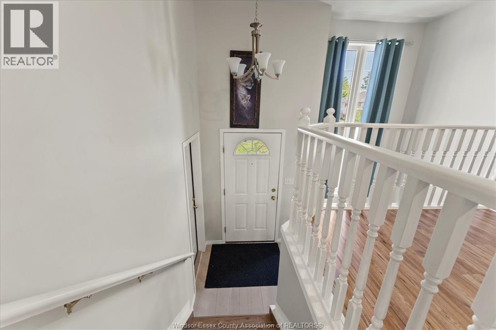 4135 St. Clair, Lasalle, Ontario  N9H 2N5 - Photo 2 - 26018932