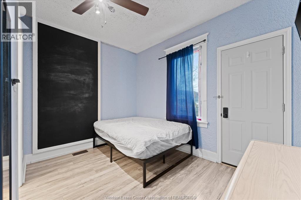 475 Mckay Avenue, Windsor, Ontario  N9B 1Z7 - Photo 14 - 26018922