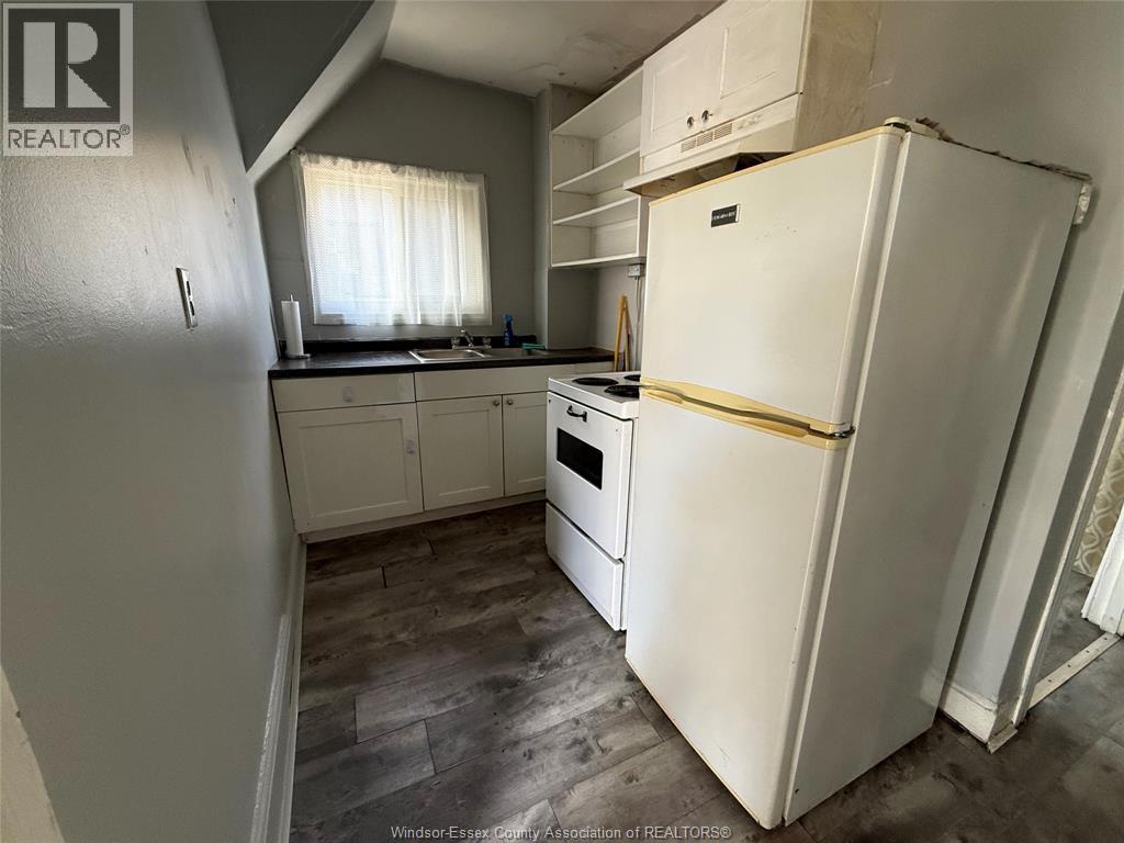 669 Marentette Unit# Upper, Windsor, Ontario  N9A 1Z3 - Photo 10 - 26018904