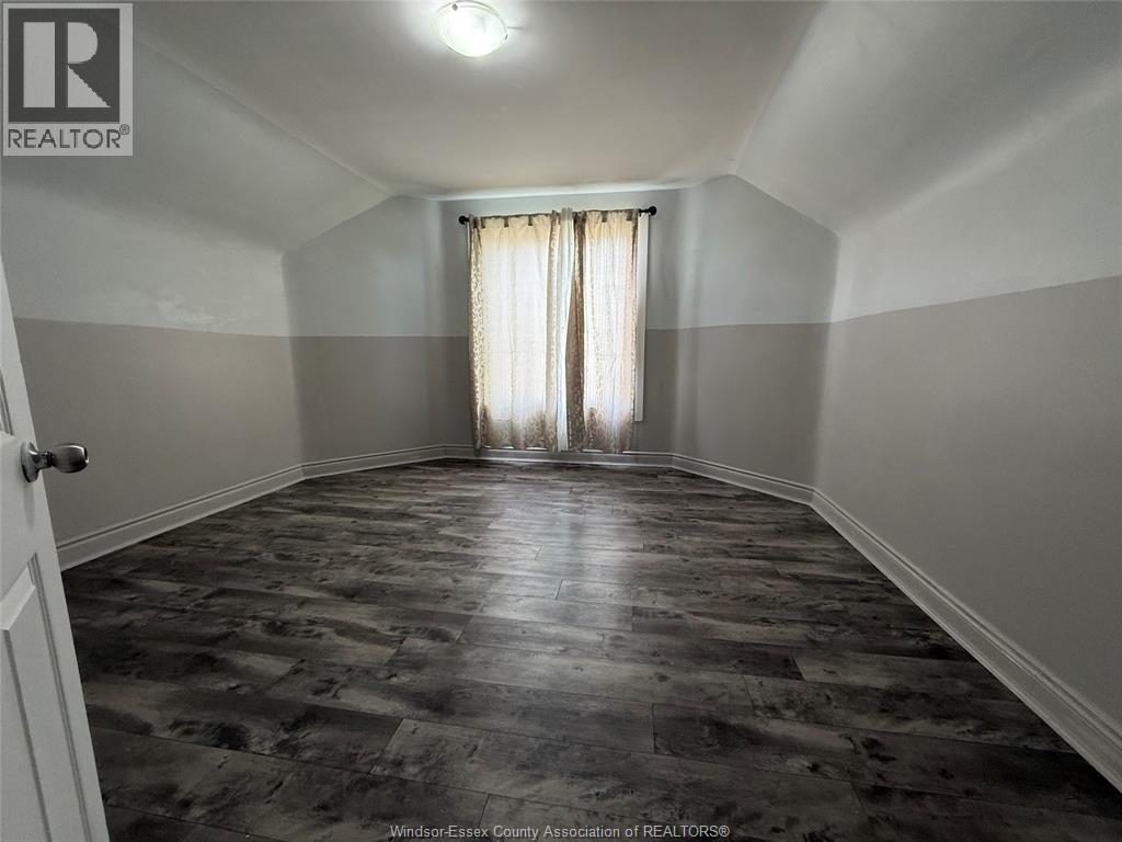 669 Marentette Unit# Upper, Windsor, Ontario  N9A 1Z3 - Photo 5 - 26018904